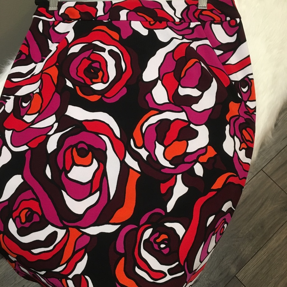 Premise NWT Red, Purple, Orange & Black  Skirt